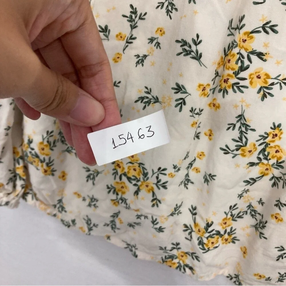 Old Navy Ditsy Floral V Neck‎ Ultra Soft Rayon Puff Sleeve Pullover Top Large